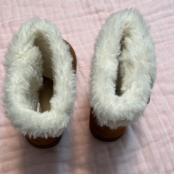 Little Girls Boots NWOT Size 11 med. - Picture 6 of 7